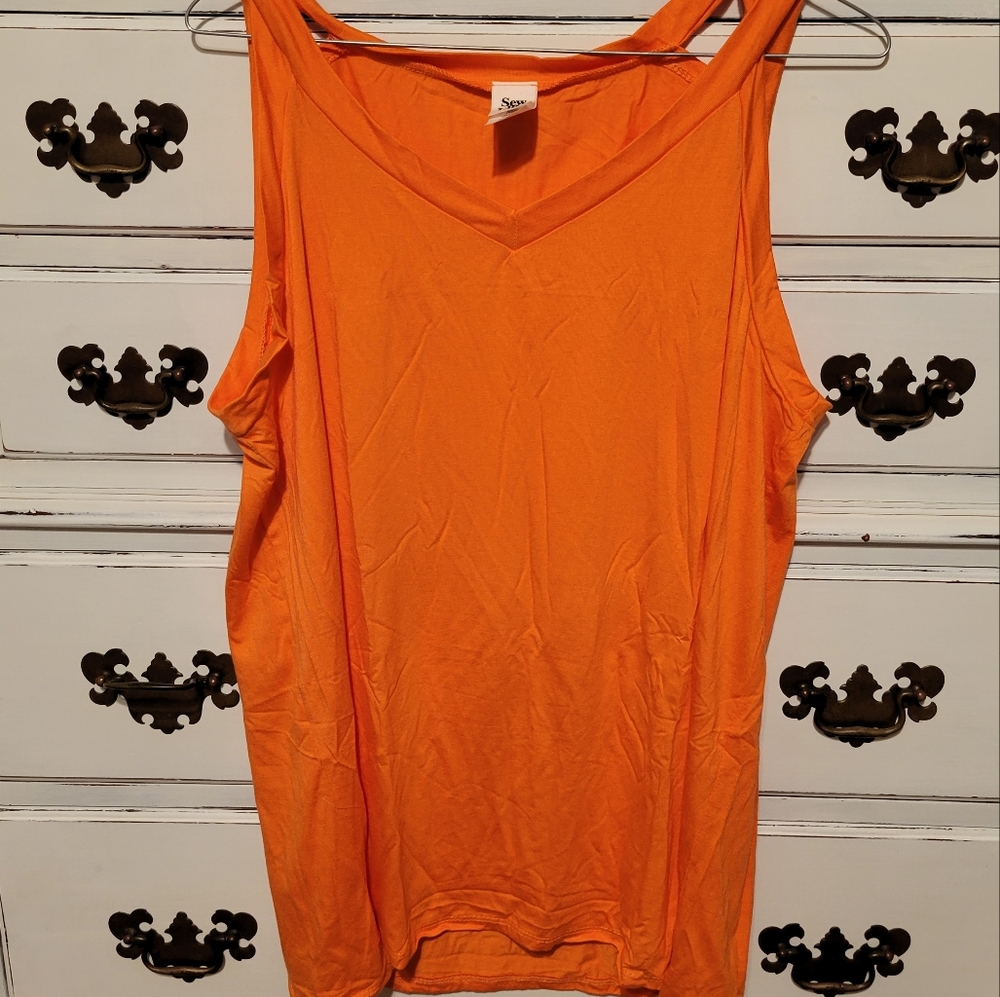 Vneck tank
